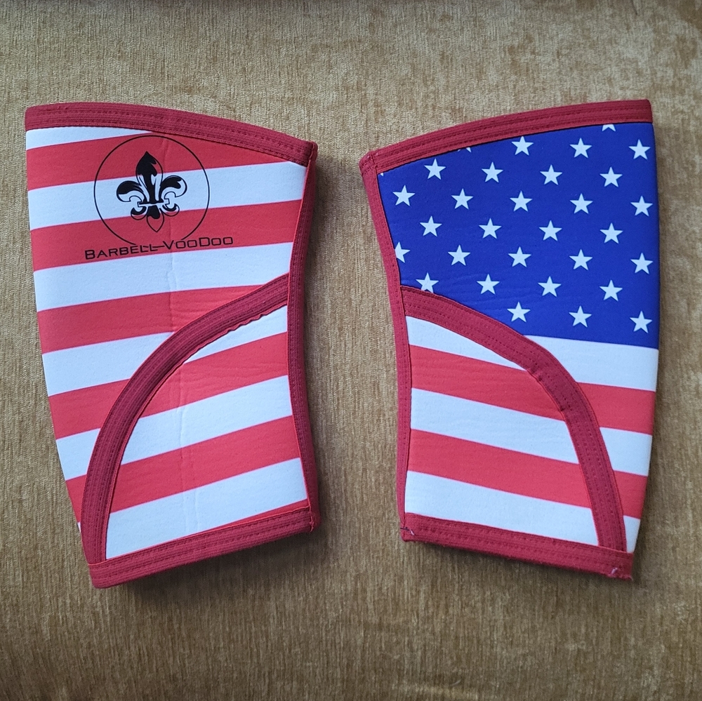 Barbell voodoo knee sleeves